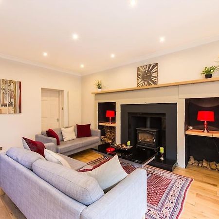 Self Catering , City Centre Apartment With Parking EDI Exterior photo